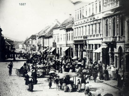 247-1887-piata Libertatii-latura de nord-comert stradal