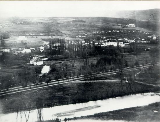 313-1859-vedere de pe Cetatuie-zona parcului orasului (in spate se vad fostul Muzeu al Ardealului