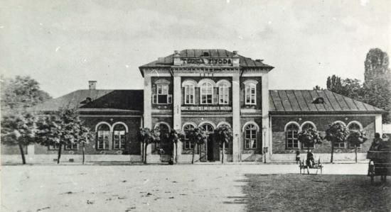 537-1908-sala de gimnastica, astazi piata agroalimentara