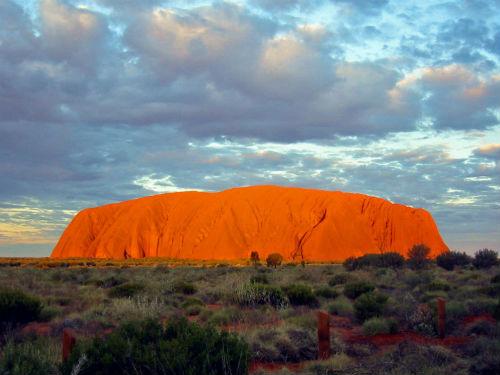 uluru australia