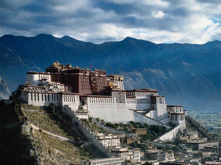 potala palace-tibet