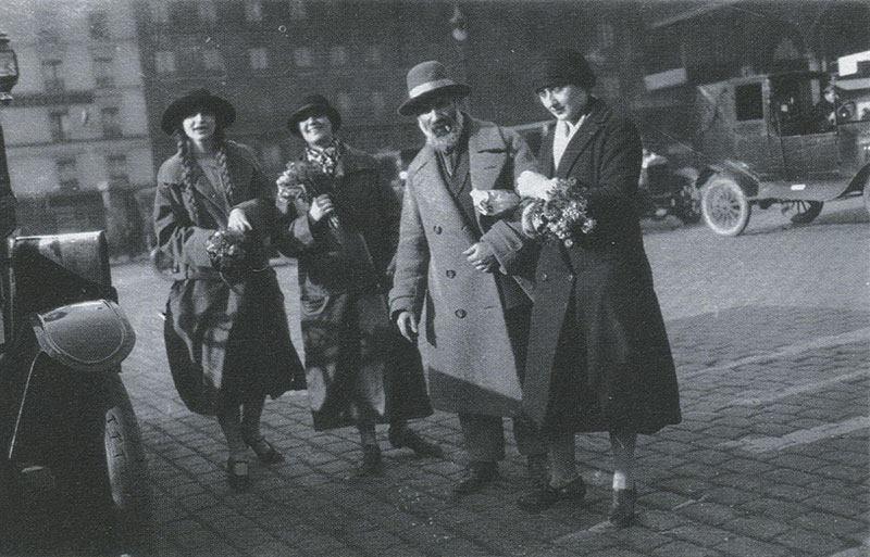 Marthe Lebherz , Irina Codreanu , Brancusi si Lizica Codreanu la Paris 1926 - 1927