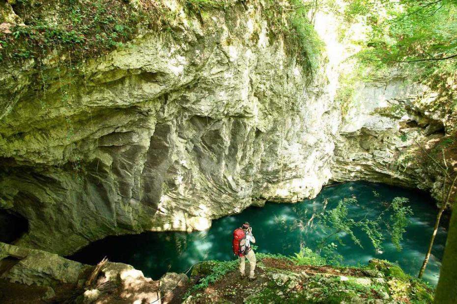 Lacul Ochiul Dracului - Romania