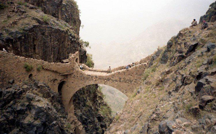 Il ponte Shahara, Yemen