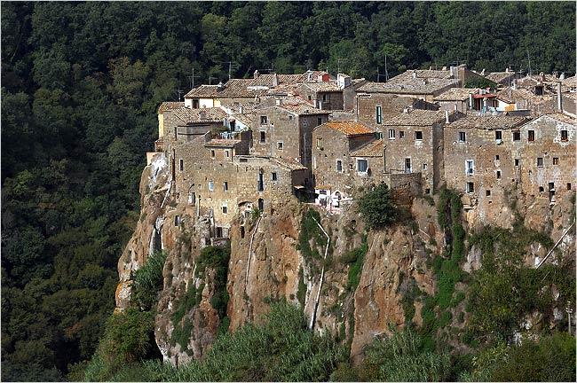 Antico borgo di Calcata - Provincia di Viterbo