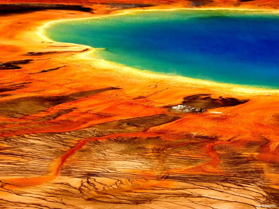 Grand-Prismatic-Spring