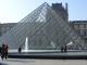 La piramide Louvre